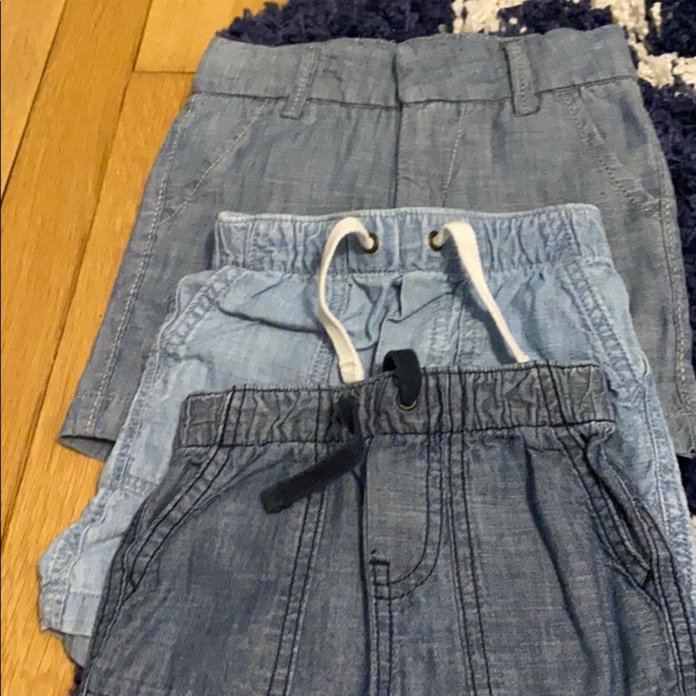 3 pairs 12-18 months gap shorts